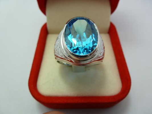 แหวนชายเงินแท้พลอยบลูโทพาสแท้