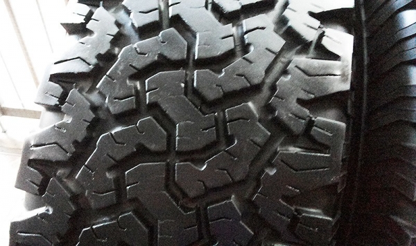 BF All 285 75 16 มี 5 เส้นขายถูกๆ BF All 285 75 16 มี 5 เส้นขายถูกๆ