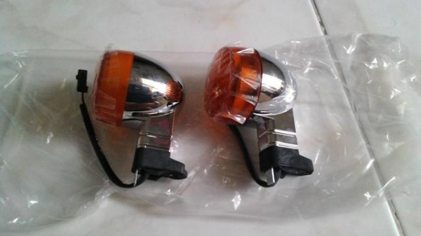 ขายไฟเลี้ยวducati gt1000ของใหมแท้ศูนย์1ูคู่