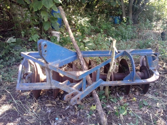 ขายผาน7รถไถฟอร์ด ตามสภาพ13000บ.