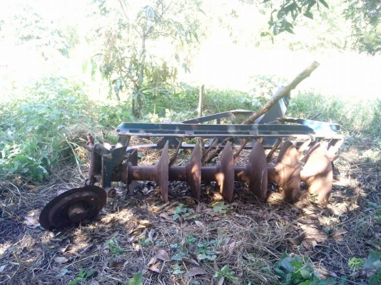 ขายผาน7รถไถฟอร์ด ตามสภาพ13000บ.