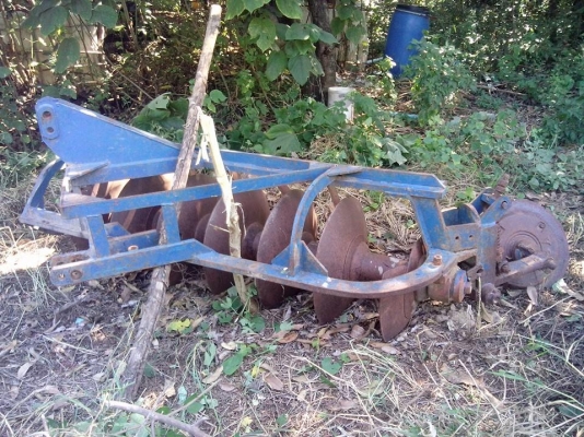 ขายผาน7รถไถฟอร์ด ตามสภาพ13000บ.