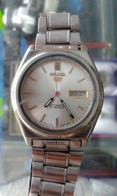 ขายส่งนาฬิกาSEIKOระบบออโตเมติกมือสองนำเข้าจากต่างประเทศเรือนละ450บาท