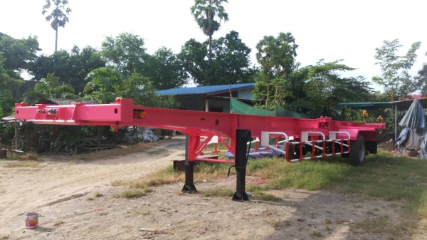 รถเทรลเลอร์  นำลาภ มงคลสยาม  หางก้างปลา 40 ฟุต   2  เพลานำลาภ  ใหม่ร