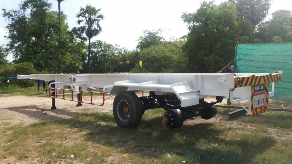 รถเทรลเลอร์  นำลาภ มงคลสยาม  หางก้างปลา 40 ฟุต   2  เพลานำลาภ  ใหม่ร