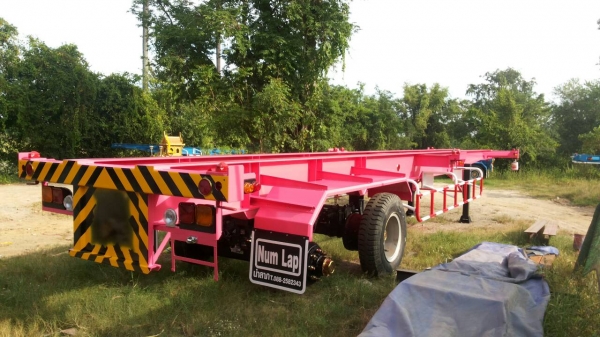 รถเทรลเลอร์  นำลาภ มงคลสยาม  หางก้างปลา 40 ฟุต   2  เพลานำลาภ  ใหม่ร