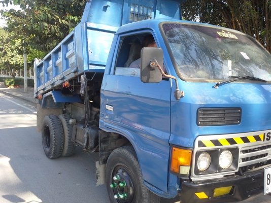 ขอบคุณทุกๆสายครับ มัดจำกลางอากาศ KS12 ยกหัวได้ กะบะ3เมตร เครื่อง 4BD1 พวงมาลัยเพาเวอร์ รถสวยทะเบียนเต็ม