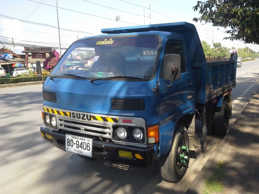 ขอบคุณทุกๆสายครับ มัดจำกลางอากาศ KS12 ยกหัวได้ กะบะ3เมตร เครื่อง 4BD1 พวงมาลัยเพาเวอร์ รถสวยทะเบียนเต็ม