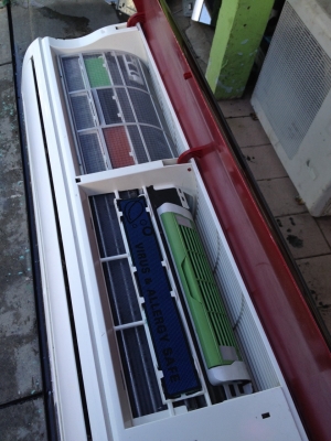 **** ขายแอร์ LG 18000 BTU ตัว TOP ****