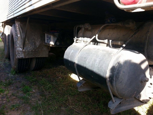 ขายHINO FL187 ยาว6.20ม. เครื่อง185แรง พ.เพาเวอร์ เบรกทิฟฟี่ ยางดี ภายในสวย เครื่องดี คัชซีสวย สภาพพร้อมใช้ เอกสารพร้อมโอน สนใจโทร090-8588220คุณนะ ID:narong498 หรือwww.truck.in.th/498 FB:ณรงค์ ซื้อขายรถมือสอง จัดไฟแนนซ์ได้ เงื่อนไขง่ายๆวันเดีย