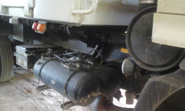 ขาย HINO 344 สองเพลา ดั๊ม กระบะเหล็กสามมิตร รถปี 56