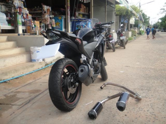 ขายดาวน์ HONDA CBR 250 r ABS สีดำ ขายดาวน์ HONDA CBR 250 r ABS สีดำ