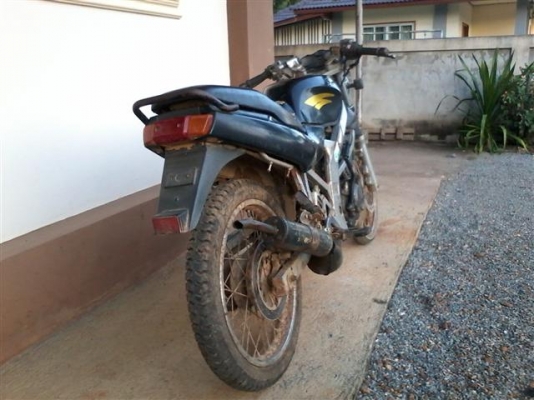 ขาย ซูซูกิแฟลชทะเบียนพร้อมโอนภาษีขาดปี 44 เครื่องพอใช้อะไล่เดิมเกิบครบเหมาะกับนักปั้น ขาย 3900 บาท