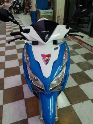 Honda Click 125 i สีน้ำเงิน ขาว รุ่นใหม่ล่าสุด รถอย่างสวย สภาพดีมาก Honda Click 125 i สีน้ำเงิน ขาว รุ่นใหม่ล่าสุด รถอย่างสวย สภาพดีมาก