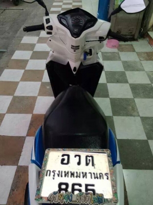 Honda Click 125 i สีน้ำเงิน ขาว รุ่นใหม่ล่าสุด รถอย่างสวย สภาพดีมาก Honda Click 125 i สีน้ำเงิน ขาว รุ่นใหม่ล่าสุด รถอย่างสวย สภาพดีมาก