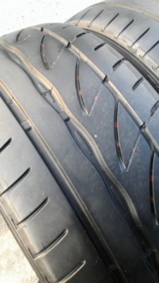 ขายยาง BRIDGESTONE RE002 205-40-17 ปี11 ดอกสวยมาก ไม่ปะไม่ร้าวไม่กินข้าง ชุดละ 5,900 บาท ขายยาง BRIDGESTONE RE002 205-40-17 ปี11 ดอกสวยมาก ไม่ปะไม่ร้าวไม่กินข้าง ชุดละ 5,900 บาท