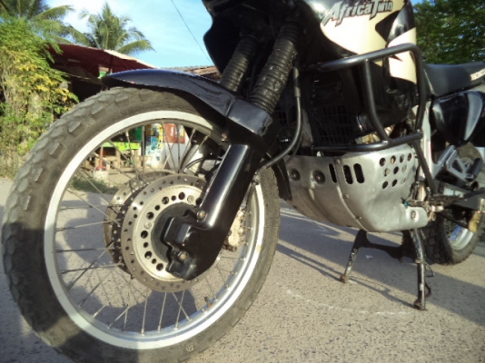 ขาย  Africa Twin 750cc พร้อมทะเบียน