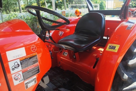 ขายรถไถ Kubota L 4708 (4WD) พร้อมดันหน้าและผานพรวนตราช้าง เครื่องแน่นๆ ขายรถไถ Kubota L 4708 (4WD) พร้อมดันหน้าและผานพรวนตราช้าง เครื่องแน่นๆ