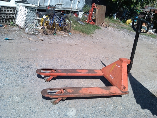 ้Hand left pallet 2.3 ton