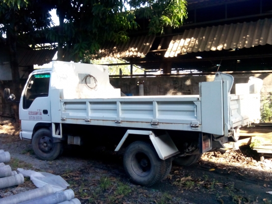 ขาย รถ 6 ล้อ ISUZU กระบะบรรทุก. รถดั้มได้ . พร้อมใช้งาน