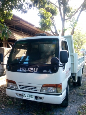 ขาย รถ 6 ล้อ ISUZU กระบะบรรทุก. รถดั้มได้ . พร้อมใช้งาน