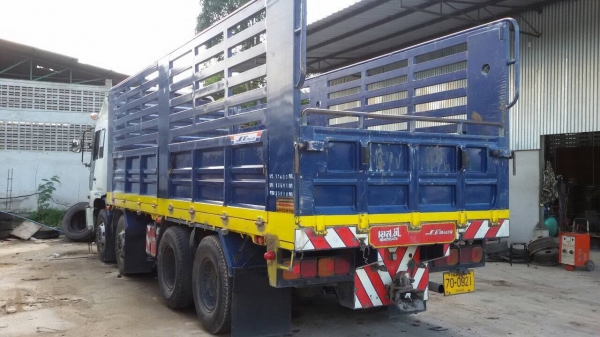 HINO12ล้อ2เพลาPROFIA ปี53 เครื่อง 320แรง 10 เกียร์ กะบะยาว 7ม.มีระบบลากพ่วง เครื่องดี ยางดี ครัทซีสวย ขาย 1,360,000 บาท