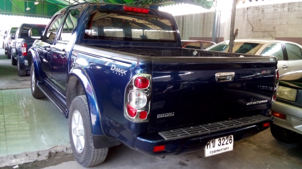 ISUZU DMAX CAB 4 ปี2004 3000cc ISUZU DMAX CAB 4 ปี2004 3000cc