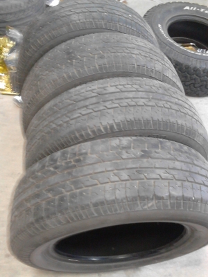 205/65R16 BRIDGE STONE B390  มีชุด 4 เส้น ปี2011  TEL.081-427-3941