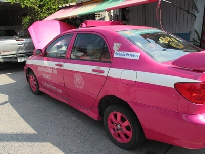 ด่วน taxi altis ( J ) เครื่องดีไม่เยิ้มเลี้ยวไม่ดัง เหลือวิ่งถึง 7 ธค 57 ราคาจบได้จบ