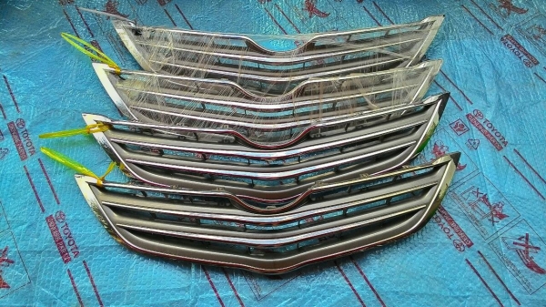 กระจังหน้า FORTUNER 2014 ของแท้ถอดสภาพสวย