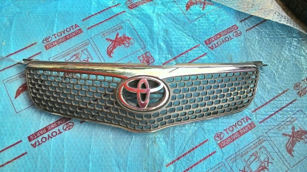 กระจังหน้า FORTUNER 2014 ของแท้ถอดสภาพสวย