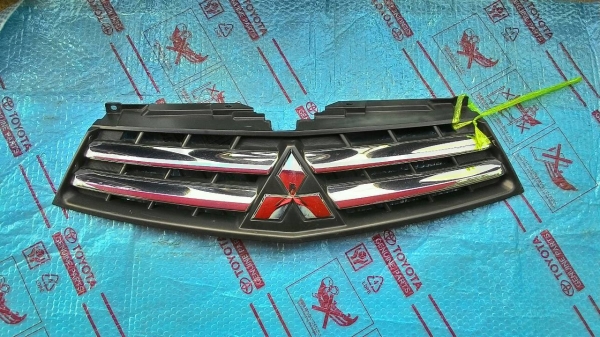 กระจังหน้า FORTUNER 2014 ของแท้ถอดสภาพสวย