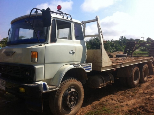 สิบล้อ HINO KT929 บรรทุกแบคโฮ 200 ได้ บรรทุก รถเกี่ยวข้าวได้ดี มีบันไดทางขึ้น รถสวยมีทะเบียนครบ