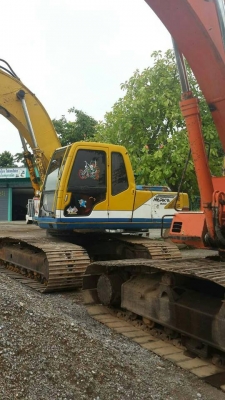 รถแบคโฮ KOBELCO SK200 M3 โซ่ใหม่ ทั้ง สองข้าง รถใช้งานดี มีทะเบียน