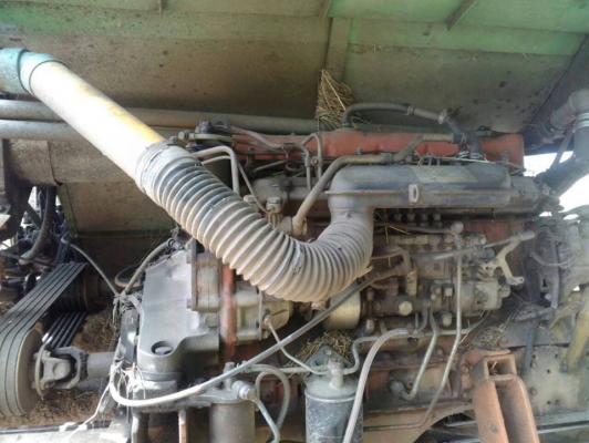 ขายรถเกี่ยวข้าว ไทยเส็งยนต์ เครื่อง210 ตัวเดิน12สวิง สภาพพร้อมทำงาน เครื่องดี อุ้มปรับละดับ ท้ายพ.เจริญ ดูรถทำงานได้เลย