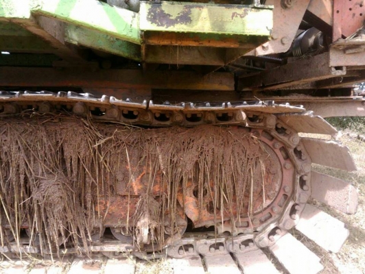 ขายรถเกี่ยวข้าว ไทยเส็งยนต์ เครื่อง210 ตัวเดิน12สวิง สภาพพร้อมทำงาน เครื่องดี อุ้มปรับละดับ ท้ายพ.เจริญ ดูรถทำงานได้เลย