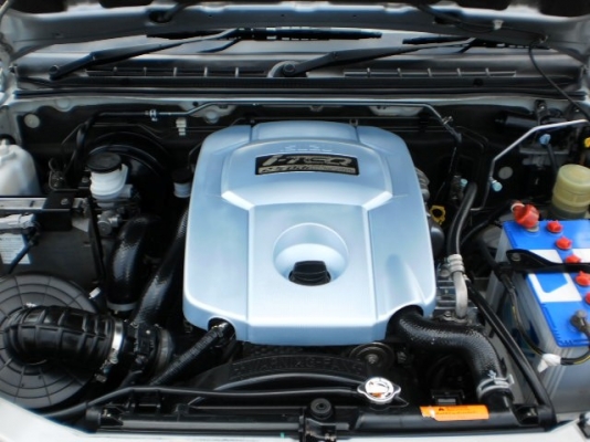 ISUZU D-MAX POWER 2.5 SPARK EX SX 2010 ISUZU D-MAX POWER 2.5 SPARK EX SX 2010