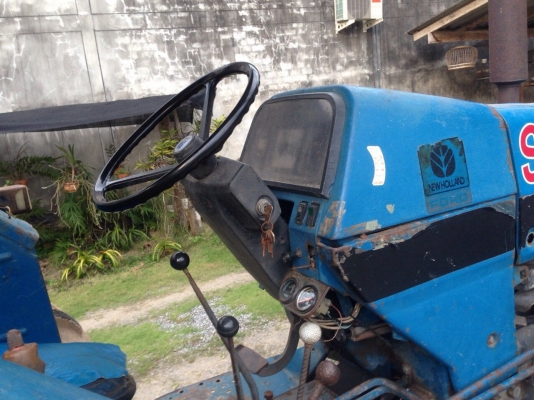 ขายรถไถ2เพลา FORD NEWHOLLAND 6640 เครื่อง 90 แรงม้า สภาพสวย สนใจโทร 081-970-1072