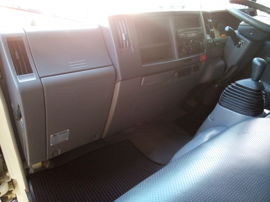 6 ล้อกลาง *Euro.3* ISUZU NMR 130 แรงม้า *คอมมอนเรว* * ยาว 4.30 ม. * รถห้างแท้ * มีเล่มพร้อม * วิ่ง 20,000 โลแท้ๆ * 6 ล้อกลาง *Euro.3* ISUZU NMR 130 แรงม้า *คอมมอนเรว* * ยาว 4.30 ม. * รถห้างแท้ * มีเล่มพร้อม * วิ่ง 20,000 โลแท้ๆ *