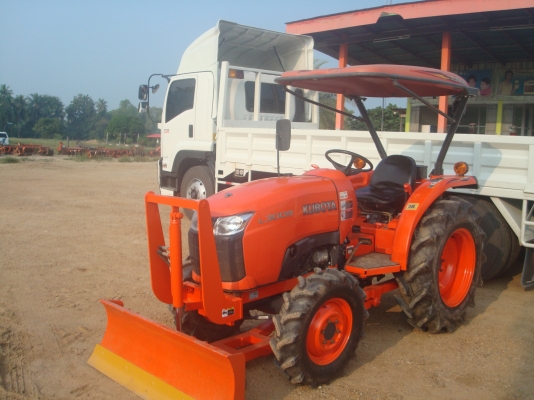 KUBOTA L3008