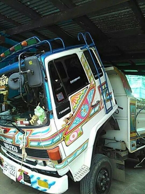 ขายหกล้อ ขายหกล้อ