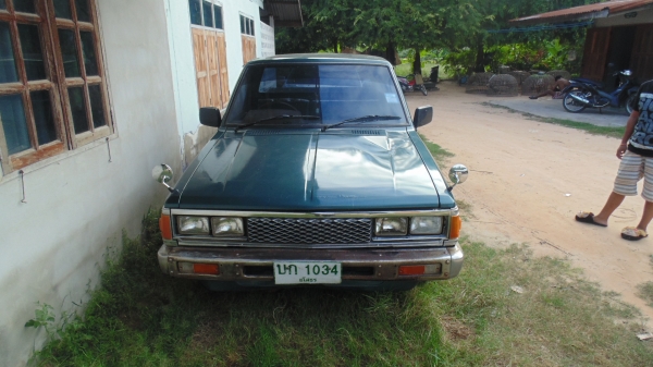 กระบะดัสสัน720 สี่ขอ กระบะดัสสัน720 สี่ขอ