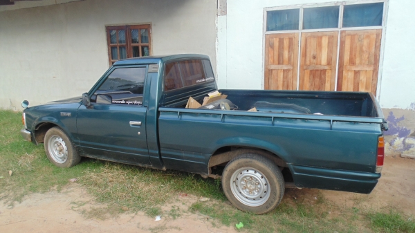 กระบะดัสสัน720 สี่ขอ กระบะดัสสัน720 สี่ขอ