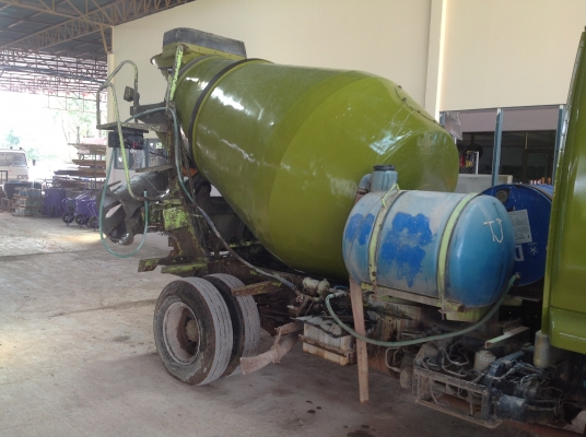 ขายผ่อน รถโม่ปูน ทะเบียนพร้อมโอน 195 แรงม้า  โม่ 2.5 คิว