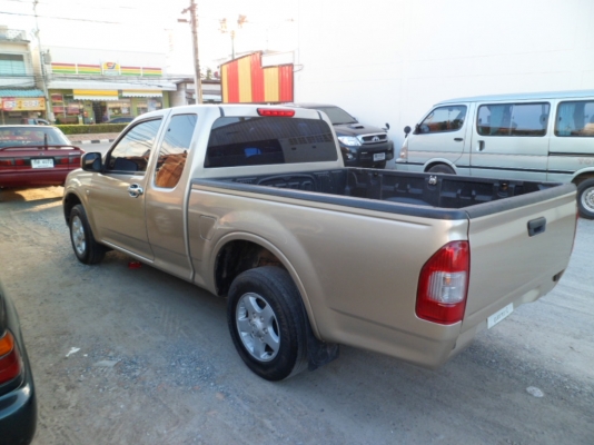 อีซูซู ดีแม็กซ์ รุ่น SX สีบรอซ์ทอง ปี 2006 เครื่อง 2500 CC ดีเซล