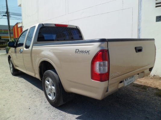 อีซูซู ดีแม็กซ์ รุ่น SX สีบรอซ์ทอง ปี 2006 เครื่อง 2500 CC ดีเซล