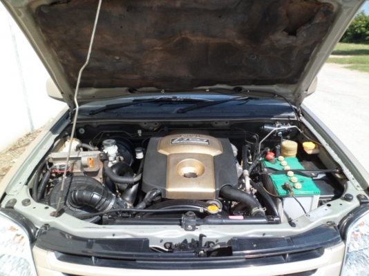 อีซูซู ดีแม็กซ์ รุ่น SX สีบรอซ์ทอง ปี 2006 เครื่อง 2500 CC ดีเซล