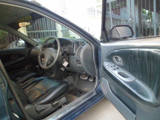 อีซูซู ดีแม็กซ์ รุ่น SX สีบรอซ์ทอง ปี 2006 เครื่อง 2500 CC ดีเซล