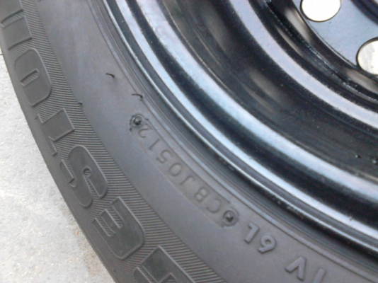 กะทะล้อ 5 รู  ของ TOYOTA  VIGOกระบะ มี  2 ล้อพร้อมยาง    TEL.081-427-3941