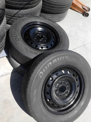 กะทะล้อ 5 รู  ของ TOYOTA  VIGOกระบะ มี  2 ล้อพร้อมยาง    TEL.081-427-3941